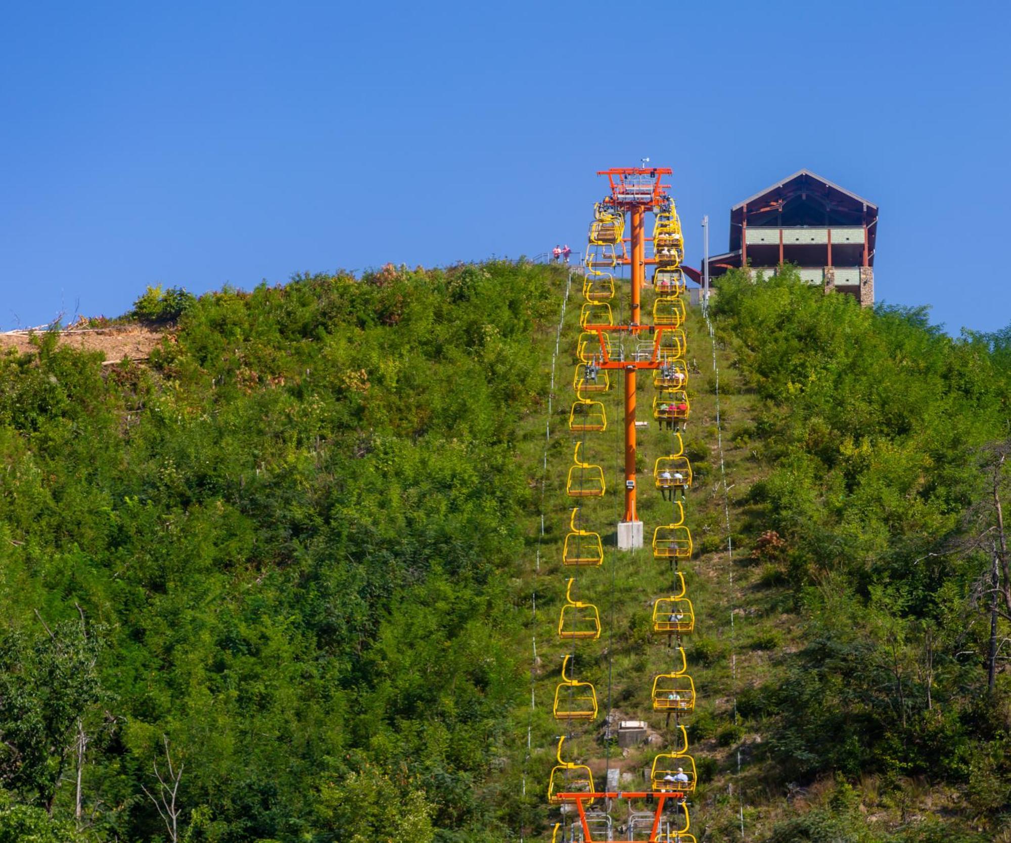 Moonshine Chalet, Hot Tub, Pool Access, Wifi, 1089 Free Tickets Each Paid Day, Dollywood And More Gatlinburg Eksteriør bilde